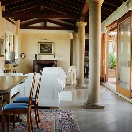 Penthouse Castello Marignolle * Florenz